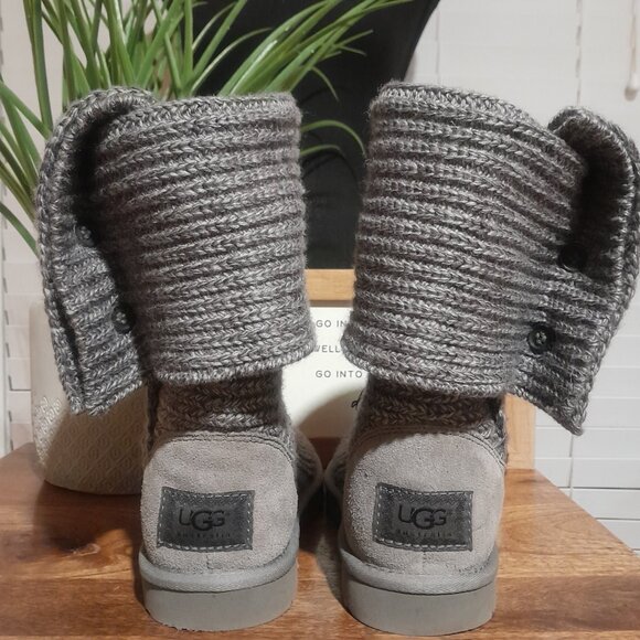 UGG Australia Knitted Fold Down Shaft Boots Women's sz 6 - Picture 5 of 11